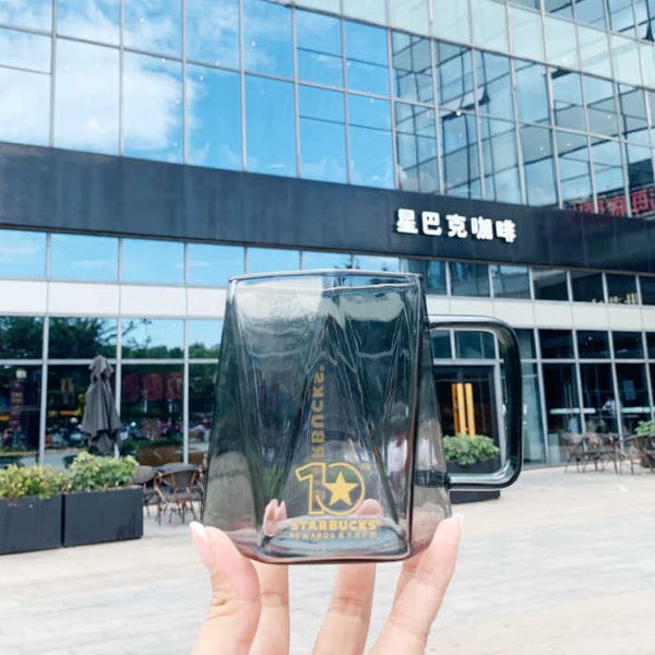 starbucks cup 2021 new limited edition 10th anniversary shiny black gold three-dimensional cut glass coffee mug
starbucks cup 2021 new limited edition 10th anniversary shiny black gold three-dimensional cut glass coffee mug