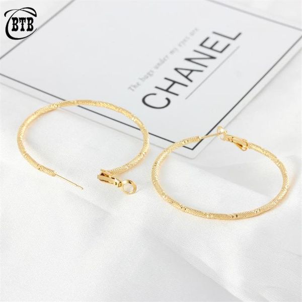 hoop & huggie design fashion circle women glamour earrings high-end jewelry exquisite wedding party holiday gifts whole318l, Golden;silver
hoop & huggie design fashion circle women glamour earrings high-end jewelry exquisite wedding party holiday gifts whole318l, Golden;silver