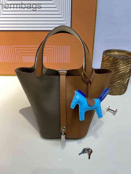 women 2022 designer bags hermss handbags cowhide basket portable bucket buckle 5 dhd6
women 2022 designer bags hermss handbags cowhide basket portable bucket buckle 5 dhd6