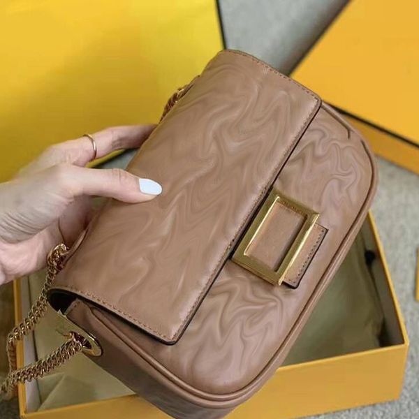 fashion designer bags luxury woman chain handbags lambskin 3d embossed pattern high texture shoulder bag designers handbag adjustable should
fashion designer bags luxury woman chain handbags lambskin 3d embossed pattern high texture shoulder bag designers handbag adjustable should