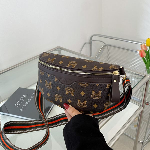 designer bags for women 2022 fashion waist color simple practical single shoulder messenger women's bag retro letter luxury handbags
designer bags for women 2022 fashion waist color simple practical single shoulder messenger women's bag retro letter luxury handbags