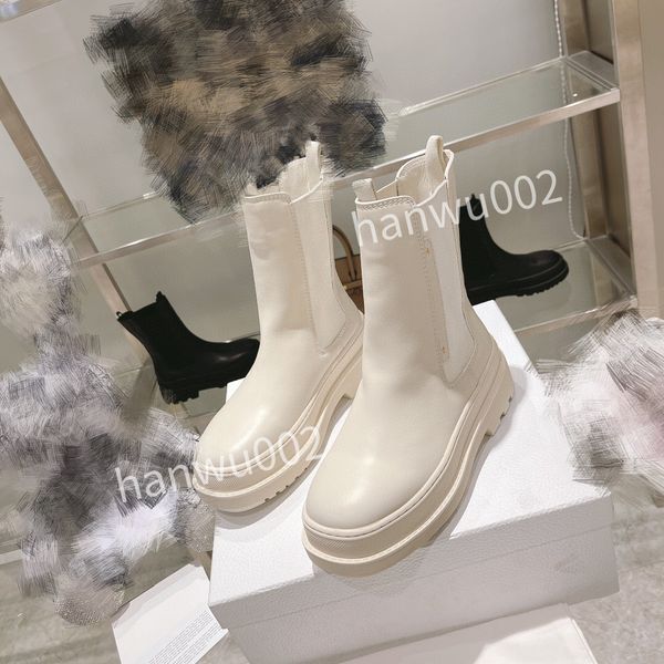 2022 spring boots women shoes luxury designer brand casual sneaker pure hand-woven calfskin craft size35-40, Black
2022 spring boots women shoes luxury designer brand casual sneaker pure hand-woven calfskin craft size35-40, Black