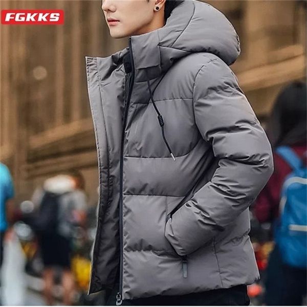 fgkks parka men coats winter jacket men thicken hooded waterproof outwear warm coat fathers' clothing casual men's overcoat 201210, Black
fgkks parka men coats winter jacket men thicken hooded waterproof outwear warm coat fathers' clothing casual men's overcoat 201210, Black