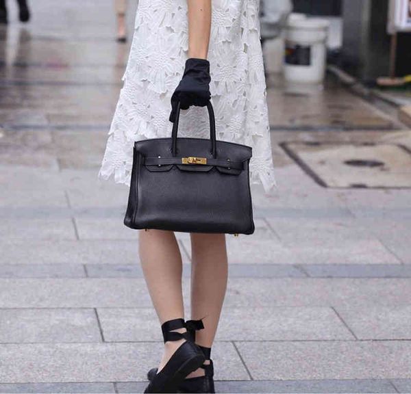 leather herme birkins h family platinum bag women's manual wax line imported togo calfskin litchi pattern mother's bag portable le
leather herme birkins h family platinum bag women's manual wax line imported togo calfskin litchi pattern mother's bag portable le