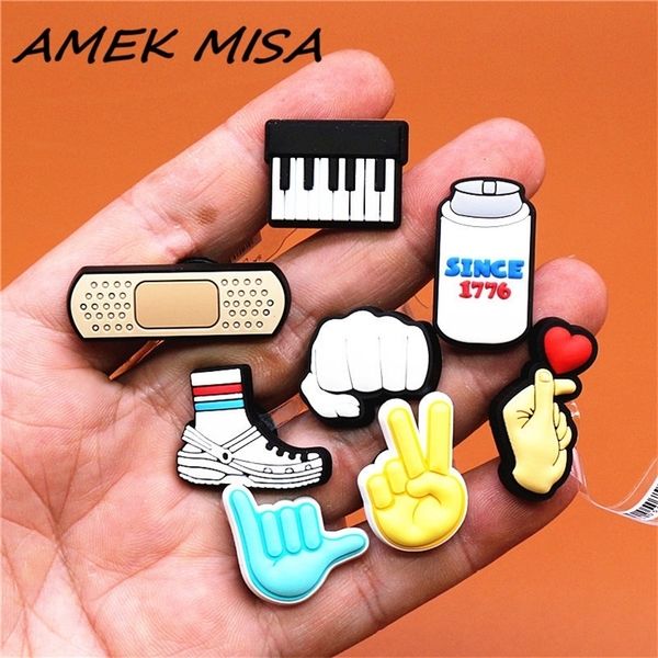 original pvc piano keys shoe charms gesture love slippers beach shoes accessories decorations for jibz kids party gifts 220708, White;pink
original pvc piano keys shoe charms gesture love slippers beach shoes accessories decorations for jibz kids party gifts 220708, White;pink