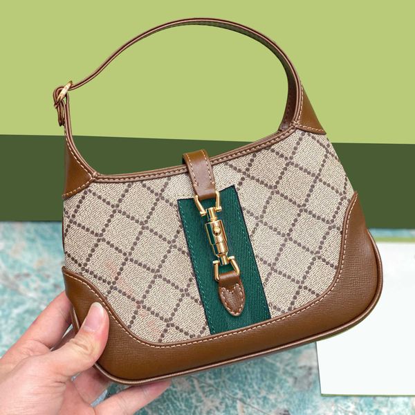 hobo lady soft wallets fashion letter cross body purse totes flap shoulder plain women handle square handbags
hobo lady soft wallets fashion letter cross body purse totes flap shoulder plain women handle square handbags