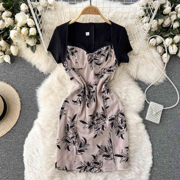 casual dresses 2022 summer french print stitched short sleeve floral dress, niche design, hip wrap skirt dotl, Black;gray
casual dresses 2022 summer french print stitched short sleeve floral dress, niche design, hip wrap skirt dotl, Black;gray