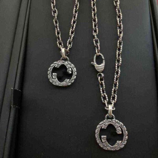 factory outlet silver antique carved pattern pendant size fried dough twist necklace versatile and fashionable
factory outlet silver antique carved pattern pendant size fried dough twist necklace versatile and fashionable