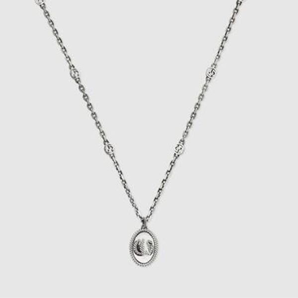 2022 fashion designer sterling silver double g necklace classic clavicle chain is a celebrity favorite style, men and women party promise ch
2022 fashion designer sterling silver double g necklace classic clavicle chain is a celebrity favorite style, men and women party promise ch
