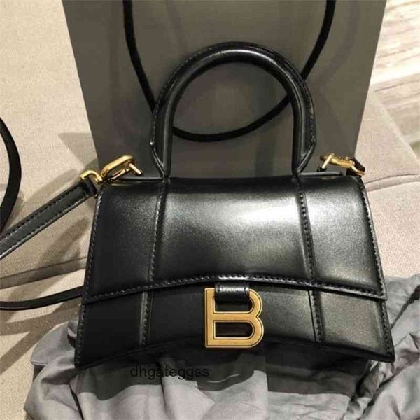 designer luxury balencigass bag italy 2022 hourglasss crocodile pattern leather women's cowhide graffiti
designer luxury balencigass bag italy 2022 hourglasss crocodile pattern leather women's cowhide graffiti