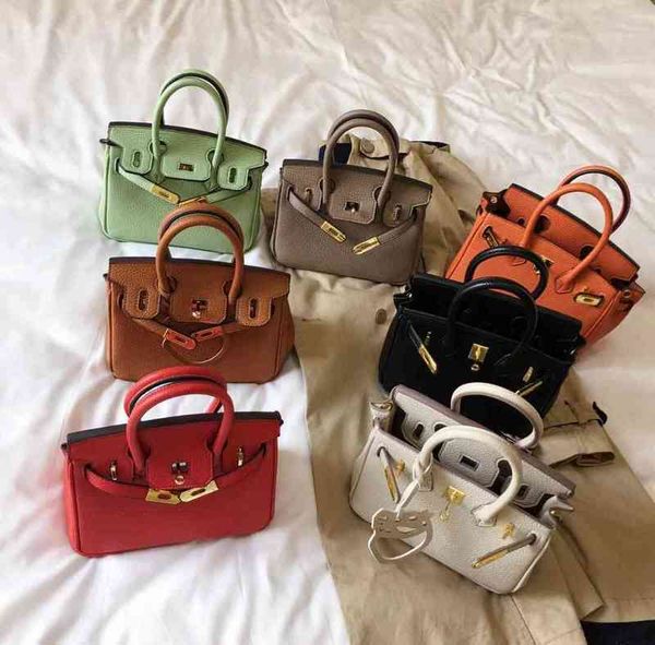 crossbody bags hemes luxury fashionable women's real leather bag with litchi pattern lock bride's cowhide one shoulder hand-held d
crossbody bags hemes luxury fashionable women's real leather bag with litchi pattern lock bride's cowhide one shoulder hand-held d