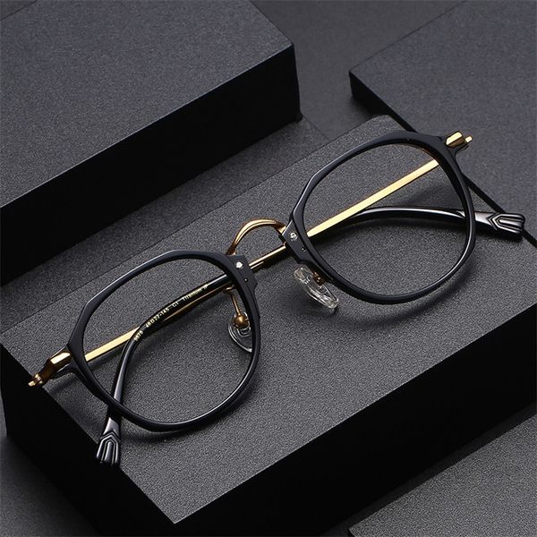70% factory outlet sales plate titanium frame can be equipped with myopia men's and women's optical glasses and personalized polyg, White;black
70% factory outlet sales plate titanium frame can be equipped with myopia men's and women's optical glasses and personalized polyg, White;black