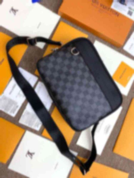 louiseity 1 viutonity bags gift luxury men shoulder n40087 classic backpacks everyday pouches bag clutches holiday size 29x21x8cm wtbrk, Brown;gray 
louiseity 1 viutonity bags gift luxury men shoulder n40087 classic backpacks everyday pouches bag clutches holiday size 29x21x8cm wtbrk, Brown;gray