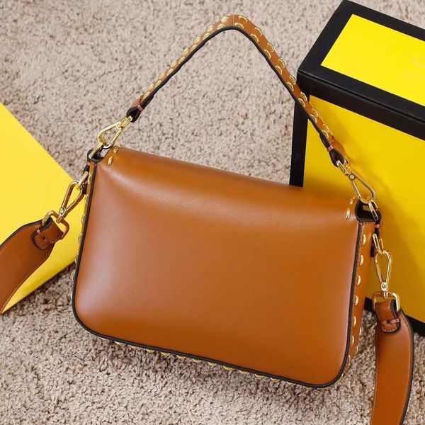 high-end portable small long capacity bag new 2022 western style women fashion simple messenger mom luxury 220725
high-end portable small long capacity bag new 2022 western style women fashion simple messenger mom luxury 220725