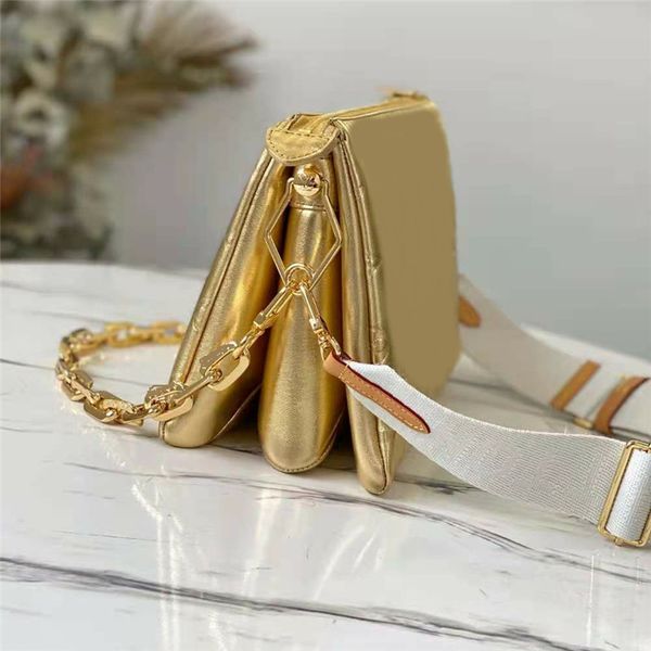 a quality thick chain hand bags embossed fluffy sheepskin leather women baguettes famous coussin gold chains baguette latest summer, Red;black
a quality thick chain hand bags embossed fluffy sheepskin leather women baguettes famous coussin gold chains baguette latest summer, Red;black