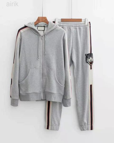 2022 fall new fashion mens designer grey hooded tracksuits sweatsuit mens training jogging sweat track suits us size /l/xl/2xl, Gray
2022 fall new fashion mens designer grey hooded tracksuits sweatsuit mens training jogging sweat track suits us size /l/xl/2xl, Gray