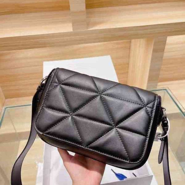 shoulder bags simple and textured luxury brand camera tote women fashion handbag real leather designer crossbody female purses 1224
shoulder bags simple and textured luxury brand camera tote women fashion handbag real leather designer crossbody female purses 1224