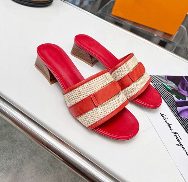 2022 women heel slippers sandals lock it mule black cognac brown raffia calf leather outdoor slipper summer designer luxury fashion beach fl
2022 women heel slippers sandals lock it mule black cognac brown raffia calf leather outdoor slipper summer designer luxury fashion beach fl