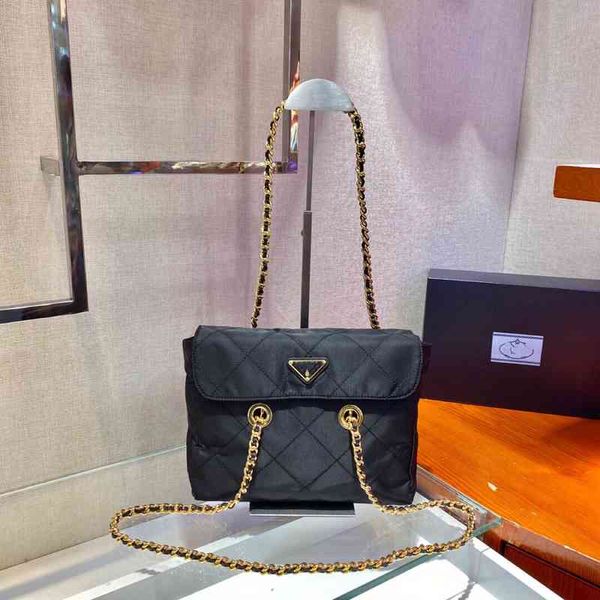 family vintage chain single shoulder msenger women's 1bd6202022 luxury brand fashion design versatile ladies bags
family vintage chain single shoulder msenger women's 1bd6202022 luxury brand fashion design versatile ladies bags