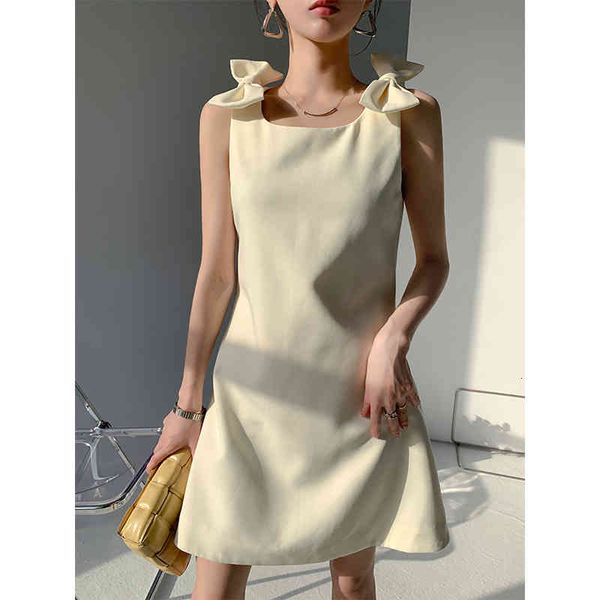 casual dresses 2022 women's spring small design suspender skirt 18-year-old summer sweet temperament fftc, Black;gray
casual dresses 2022 women's spring small design suspender skirt 18-year-old summer sweet temperament fftc, Black;gray