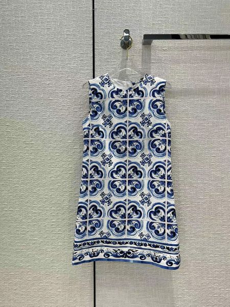 milan runway dresses 2022 summer autumn o neck take a holiday women's designer dress brand same style clothing 0618-3, Black
milan runway dresses 2022 summer autumn o neck take a holiday women's designer dress brand same style clothing 0618-3, Black