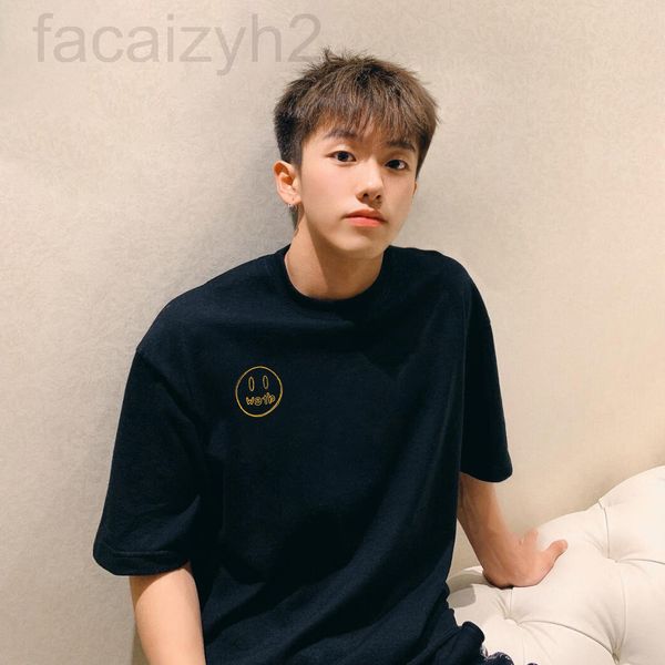 men's t-shirts designer drew embroidery smiling face justin bieber fashion brand fog high street loose simple cotton short sleeve t-shi, White;black
men's t-shirts designer drew embroidery smiling face justin bieber fashion brand fog high street loose simple cotton short sleeve t-shi, White;black