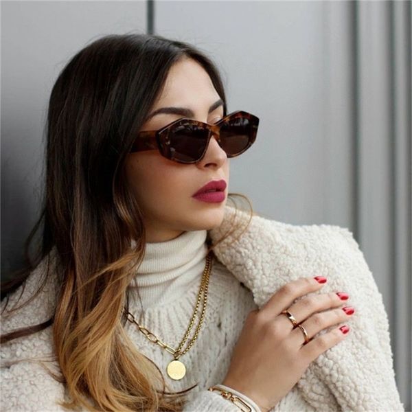 22% off 2022 luxury fashion design high version sunglasses new trend irregular small frame star same leg, White;black
22% off 2022 luxury fashion design high version sunglasses new trend irregular small frame star same leg, White;black