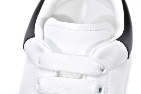 designer casual shoes woman shoe leather lace up men platform oversized sneakers white black mens womens luxury velvet suede espad
designer casual shoes woman shoe leather lace up men platform oversized sneakers white black mens womens luxury velvet suede espad