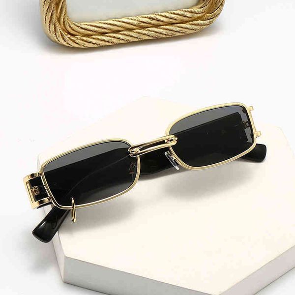 gg designer cycle luxurious cc sunglasses hip hop glasses little red book co signed the same european american network red womens version tr, White;black
gg designer cycle luxurious cc sunglasses hip hop glasses little red book co signed the same european american network red womens version tr, White;black