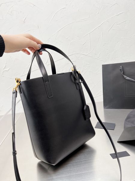 classic designer bag matte deerskin fashion leather handbags women high capacity composite shopping shoulder bags
classic designer bag matte deerskin fashion leather handbags women high capacity composite shopping shoulder bags