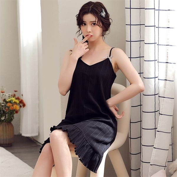 big size 5xl female cotton nightgown lady spaghetti strap night dres v-neck nighties sleeveless sleepwear nightwear 220329, Red;black
big size 5xl female cotton nightgown lady spaghetti strap night dres v-neck nighties sleeveless sleepwear nightwear 220329, Red;black