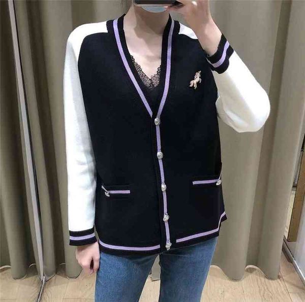 women's jackets m family autumn winter temperament lady style unicorn embroidery v-neck sweater coat, Black;brown
women's jackets m family autumn winter temperament lady style unicorn embroidery v-neck sweater coat, Black;brown