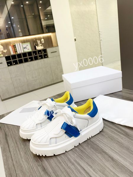 2022 spring new ins fashionable casual men shoes one piece cartoon high-low canvas shoes men korean style skate shoes men, Black
2022 spring new ins fashionable casual men shoes one piece cartoon high-low canvas shoes men korean style skate shoes men, Black