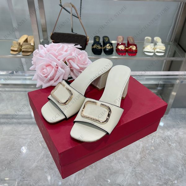 2022 classic women slippers fashion thick heels 5.5cm high heels designer sandals summer lady out temperament shoes high quality, Black
2022 classic women slippers fashion thick heels 5.5cm high heels designer sandals summer lady out temperament shoes high quality, Black