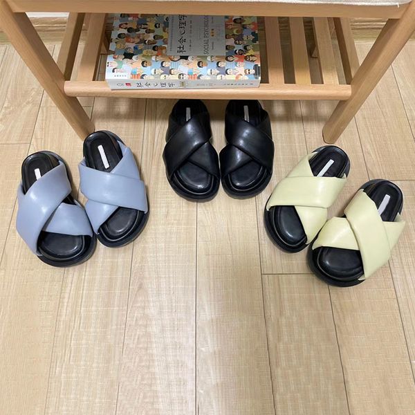 cross stuffies slippers sandals woman summer autumn sea evening beach girl casual jeans leather plastic size 35-40, Black
cross stuffies slippers sandals woman summer autumn sea evening beach girl casual jeans leather plastic size 35-40, Black