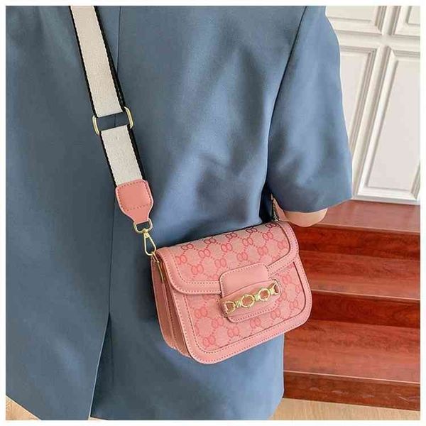 offers cabinets at 80% off luggage horse's title buckle saddle single shoulder bag small square bags
offers cabinets at 80% off luggage horse's title buckle saddle single shoulder bag small square bags