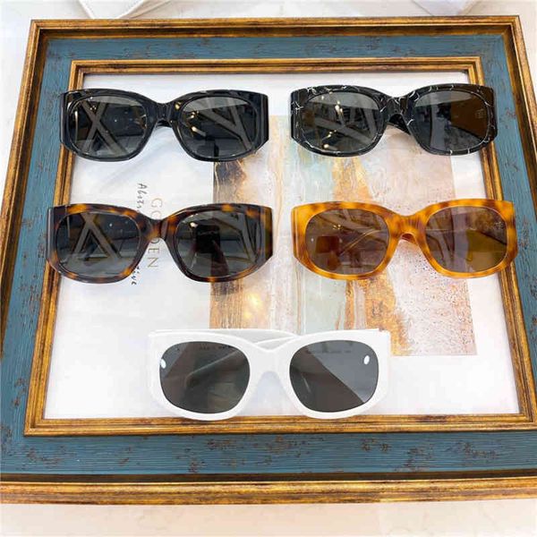 sunglasses cl triumphal arch large round frame sunglasses net red same 401i 6lw6, White;black
sunglasses cl triumphal arch large round frame sunglasses net red same 401i 6lw6, White;black