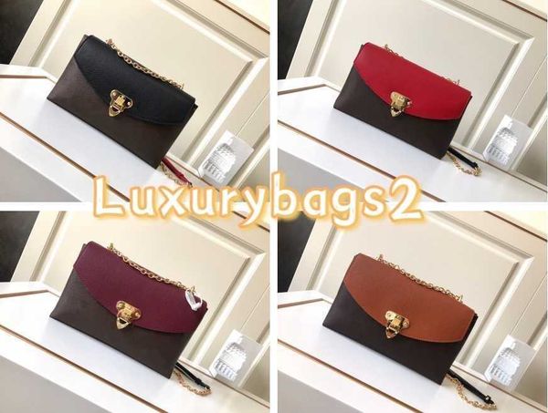 women luxurys designers bags 2021 handbags chain bag fashion bags crossbody wome accented with golden clasp shoulder bag
women luxurys designers bags 2021 handbags chain bag fashion bags crossbody wome accented with golden clasp shoulder bag