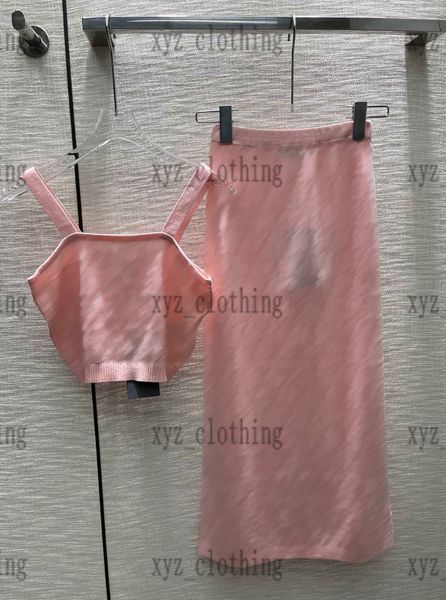 pink color high-end half dress 22ss summer suspender vests three-dimensional stitched logo knitted vest dress sets designer cotton dresses s, Black;gray
pink color high-end half dress 22ss summer suspender vests three-dimensional stitched logo knitted vest dress sets designer cotton dresses s, Black;gray