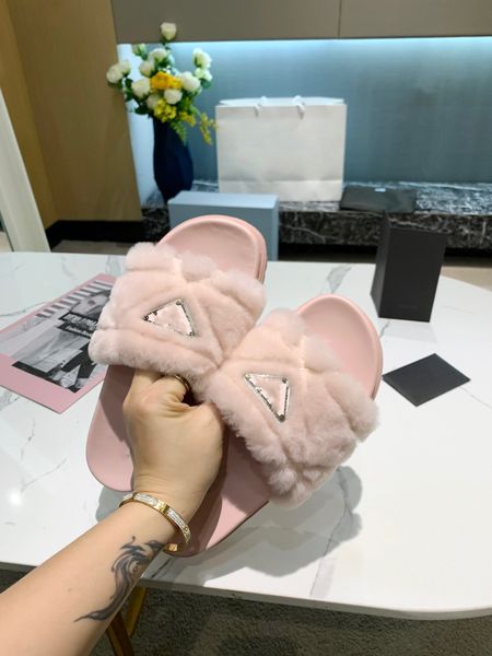 22 autumn/winter slippers slides embroidery logo decorative vamp 2 cm porous rubber sole tire convex size 35-40, Black
22 autumn/winter slippers slides embroidery logo decorative vamp 2 cm porous rubber sole tire convex size 35-40, Black
