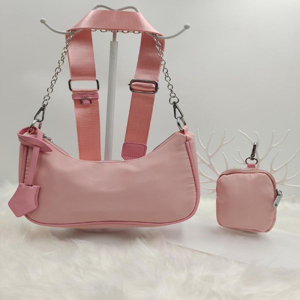 luxurys designers fashion bags handbag ob15 women leather shoulder bag large capacity chain messenger pillow handbags high grade versatile t
luxurys designers fashion bags handbag ob15 women leather shoulder bag large capacity chain messenger pillow handbags high grade versatile t