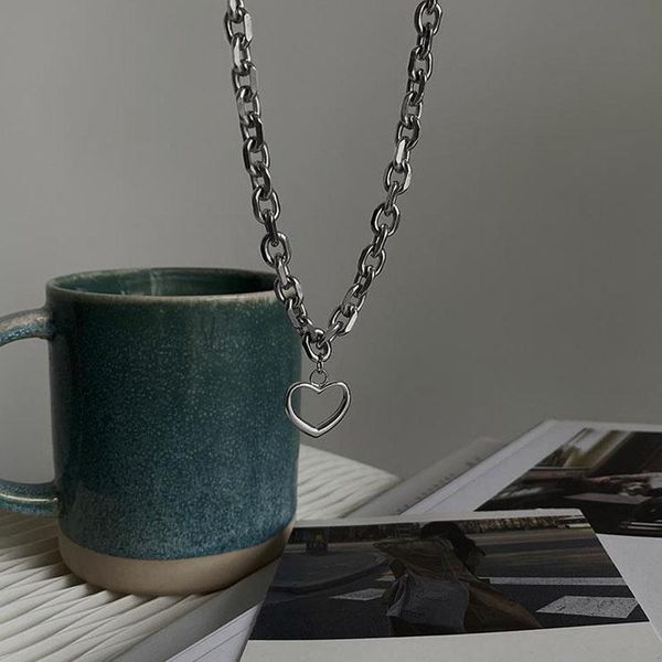 pendant necklaces punk thick lock chain heart shape short choker necklace for women retro ins silver color metal jewelry
pendant necklaces punk thick lock chain heart shape short choker necklace for women retro ins silver color metal jewelry