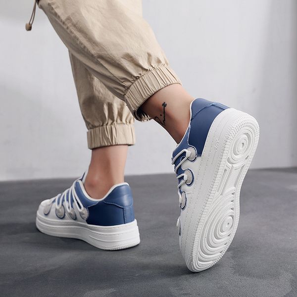 running shoes outsole increased denim stitching little white sneakers trendy student
running shoes outsole increased denim stitching little white sneakers trendy student