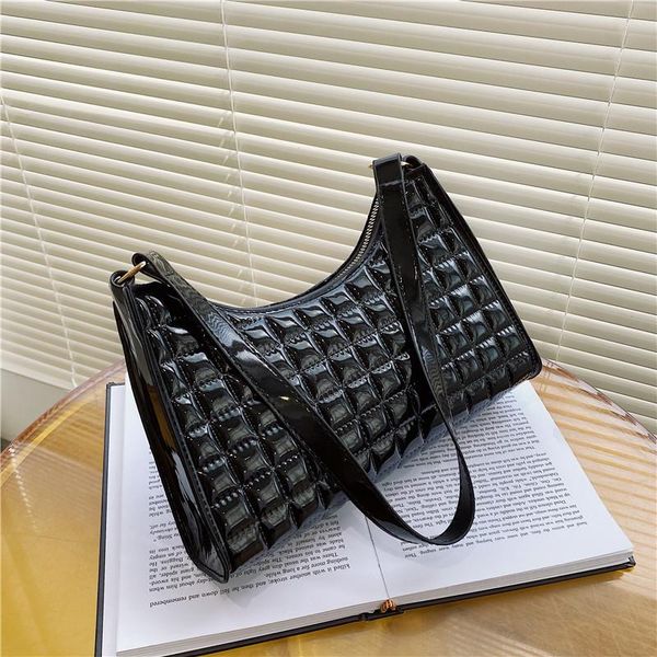 evening bags fold underarm summer pu leather solid color women's shoulder bag fashion textured zipper handbag for women 2022
evening bags fold underarm summer pu leather solid color women's shoulder bag fashion textured zipper handbag for women 2022
