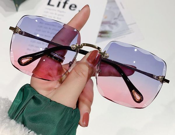 summer famous sunglasses oversized flat ladies sun glasses chain women square frames fashion designer with packaging shades sonnenbrillen, White;black
summer famous sunglasses oversized flat ladies sun glasses chain women square frames fashion designer with packaging shades sonnenbrillen, White;black