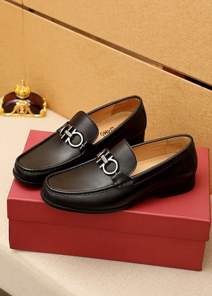 2022 men formal dress shoes gentlemen business shoes genuine leather loafers mens brand designer party office casual shoes size 38-45, Black
2022 men formal dress shoes gentlemen business shoes genuine leather loafers mens brand designer party office casual shoes size 38-45, Black