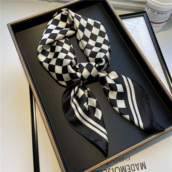70x70cm simple designer grid print floral silk scarf headband for women fashion long handle bag scarves paris shoulder tote luggage ribbon h, Blue;gray
70x70cm simple designer grid print floral silk scarf headband for women fashion long handle bag scarves paris shoulder tote luggage ribbon h, Blue;gray