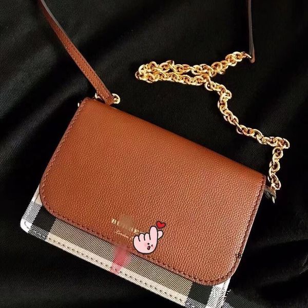 designer burbrerys woman handbags bs checked bag simple fashionable versatile fashionable checked chain single shoulder messenger small squa
designer burbrerys woman handbags bs checked bag simple fashionable versatile fashionable checked chain single shoulder messenger small squa