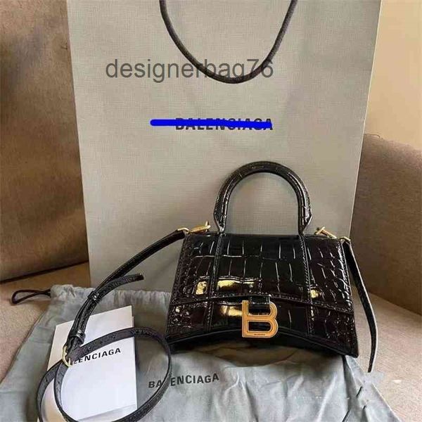 bags designer balencigss crossbody classic bag luxury handbags designers bag women's hourglasss french high sense handbag vintage croco
bags designer balencigss crossbody classic bag luxury handbags designers bag women's hourglasss french high sense handbag vintage croco