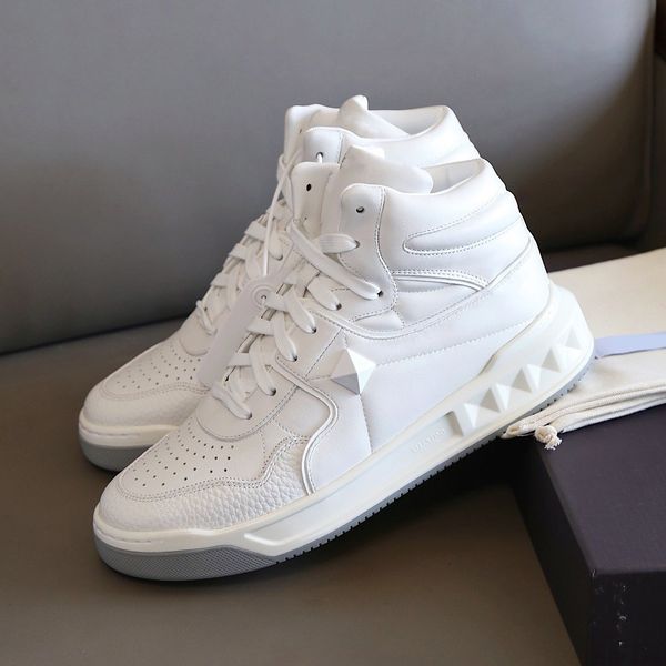 men's and women shoes luxury designer brand shoe original ribbon lychee pattern cowhide very good with box, Black
men's and women shoes luxury designer brand shoe original ribbon lychee pattern cowhide very good with box, Black